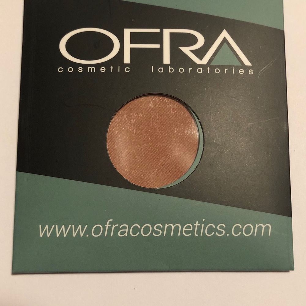 OFRA blush winter rose gold